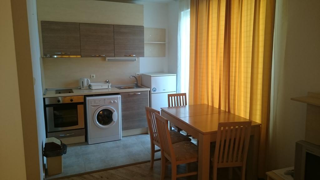 Yassen Holiday Village Солнечный берег Экстерьер фото