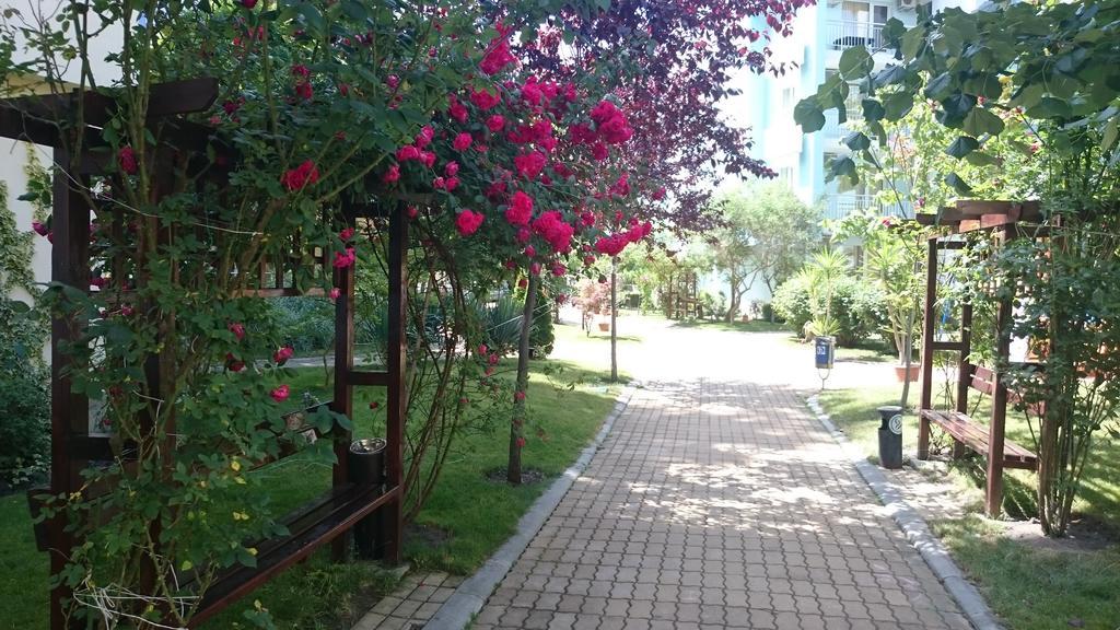 Yassen Holiday Village Солнечный берег Экстерьер фото