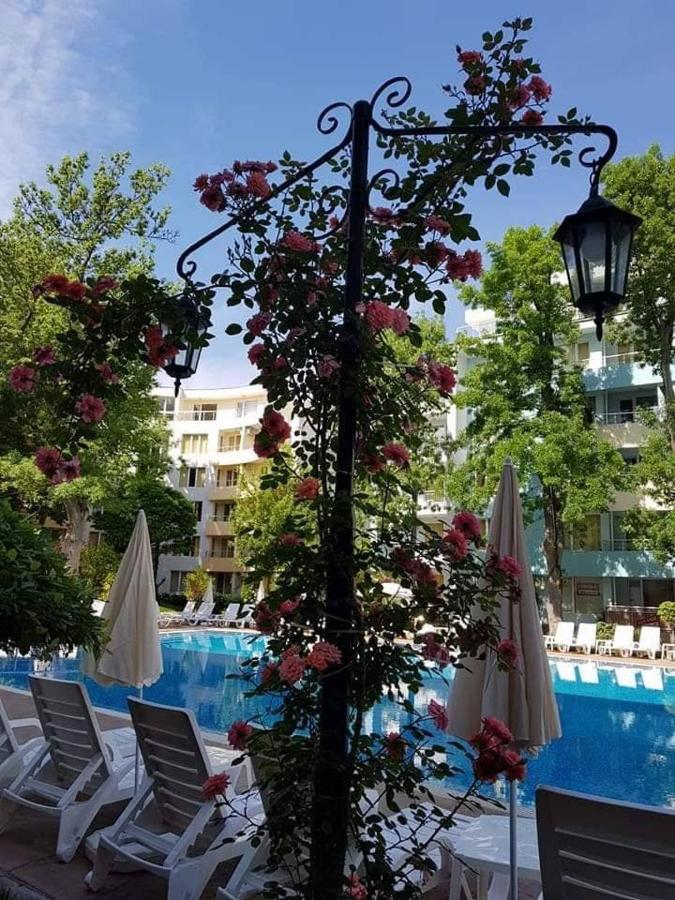 Yassen Holiday Village Солнечный берег Экстерьер фото